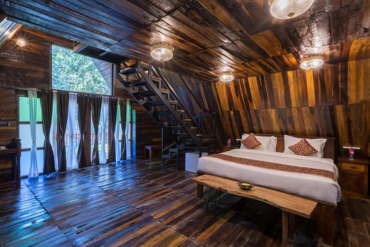 Sterling Padam Pench Hotel Khawasa Ngoại thất bức ảnh